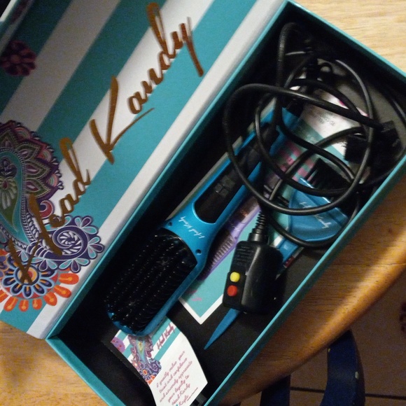 COPY - Hair straightener brush The one upper by Kandy's. - Picture 2 of 6
